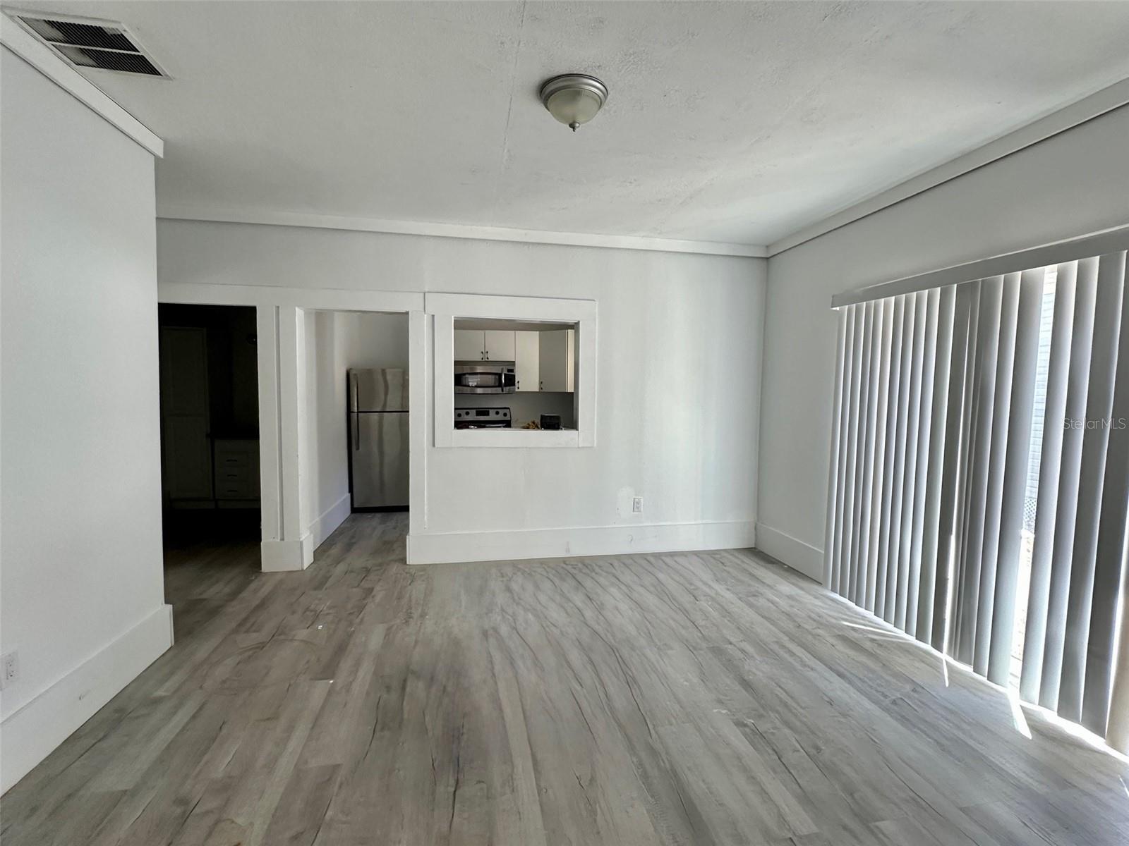 611 Sanford Avenue, FL