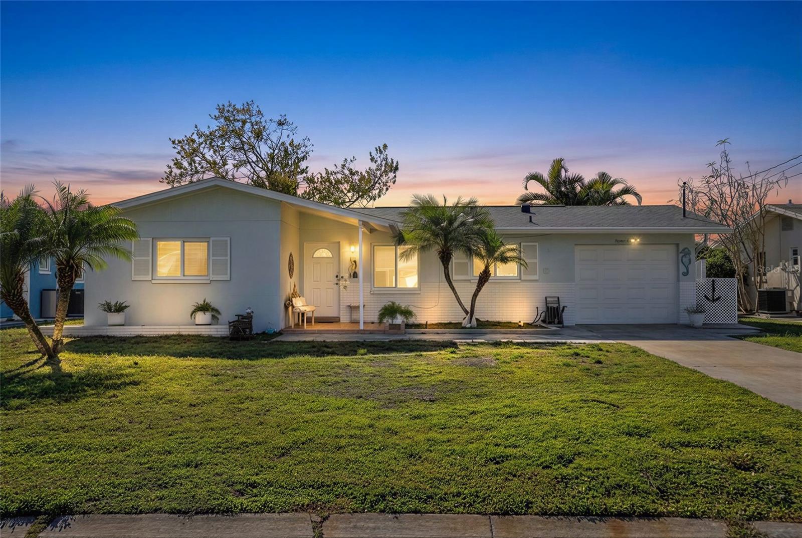 1218 Lazy Lake Road, FL