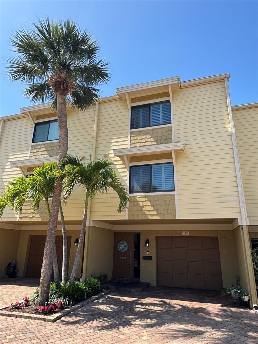 513 Haven Point Dr, FL