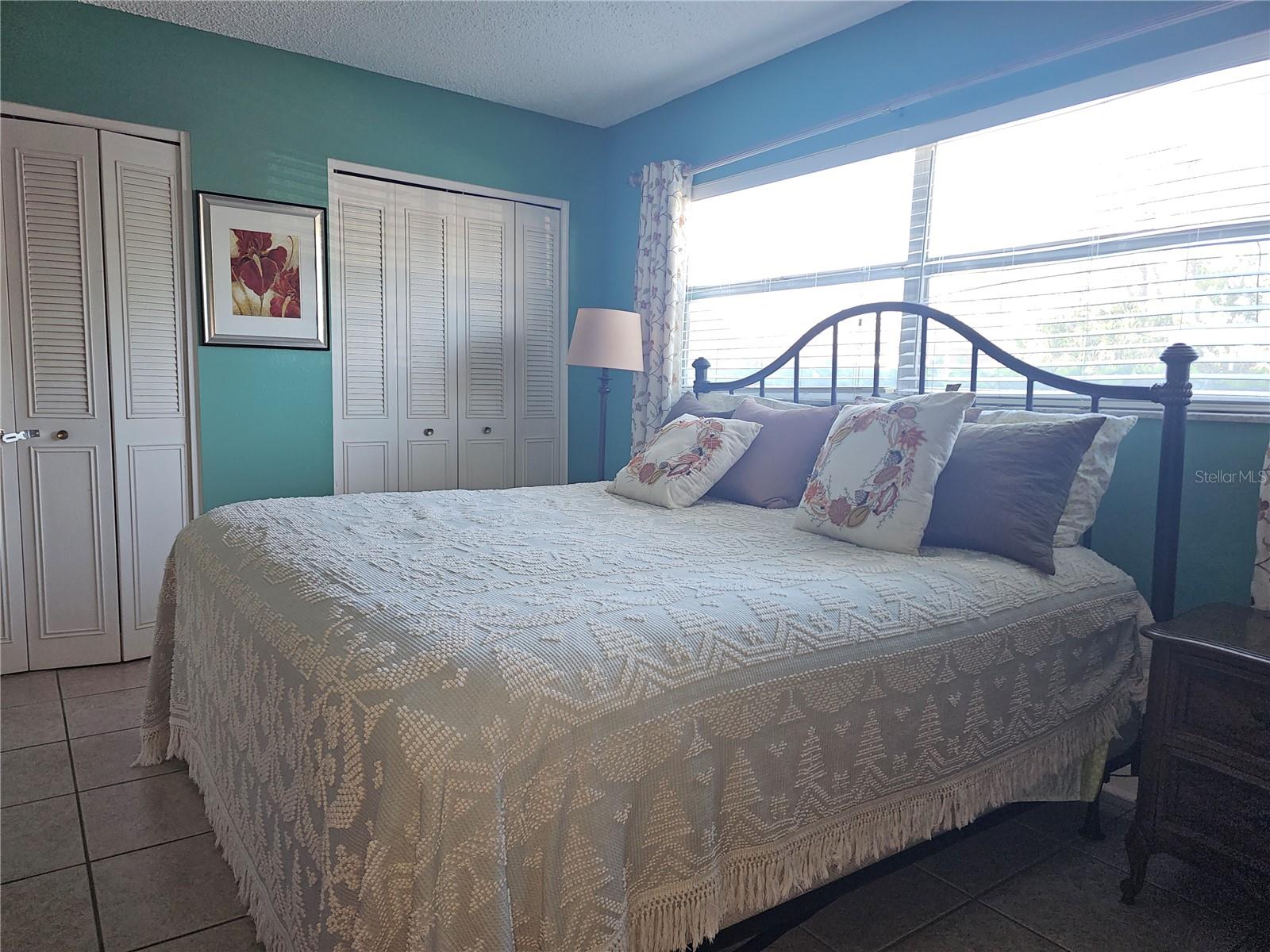 2525 Bay Drive, FL