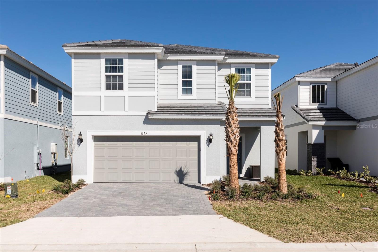 7195 Oakmoss Loop, FL