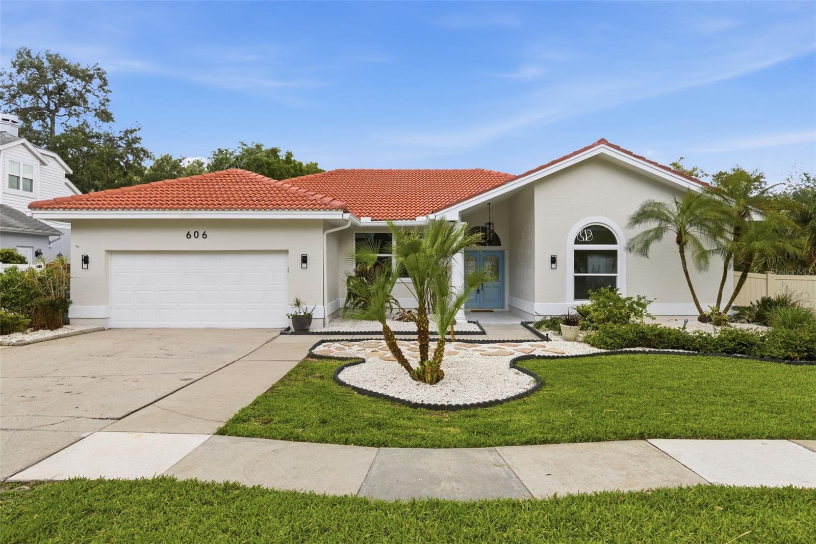 606 Tomoka Dr, FL