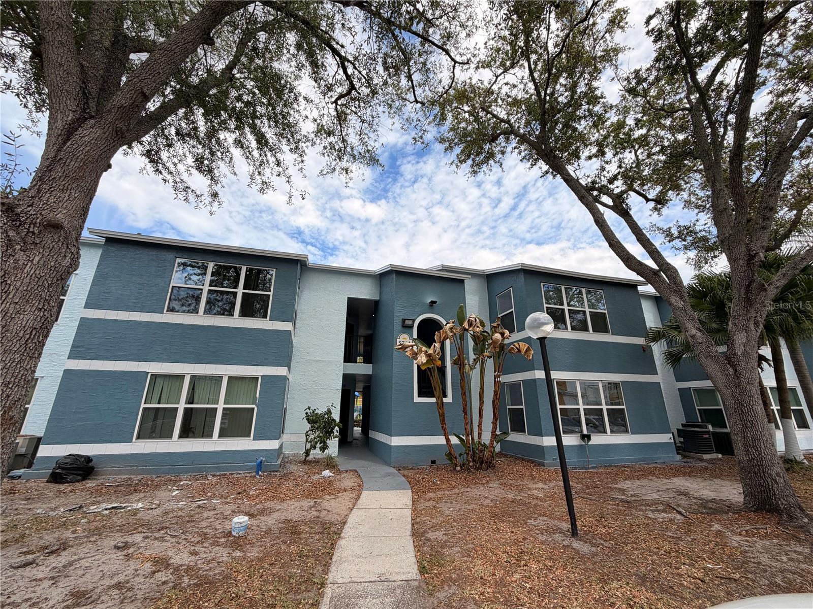 5761 Gatlin Avenue, FL