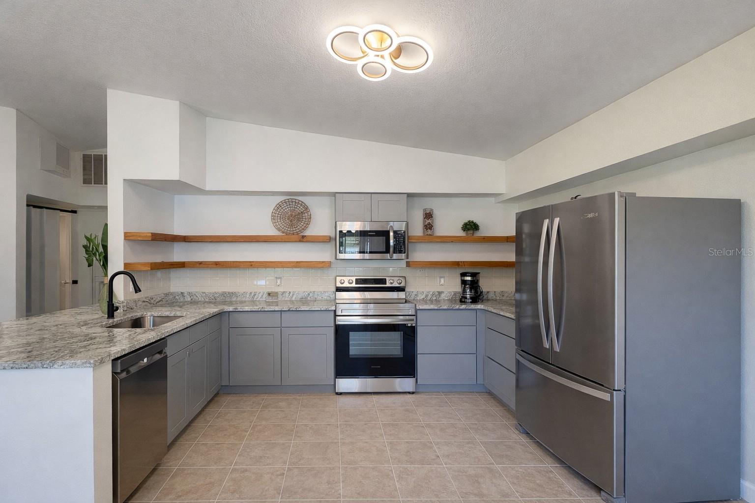4100 Eagle Nest Point, FL