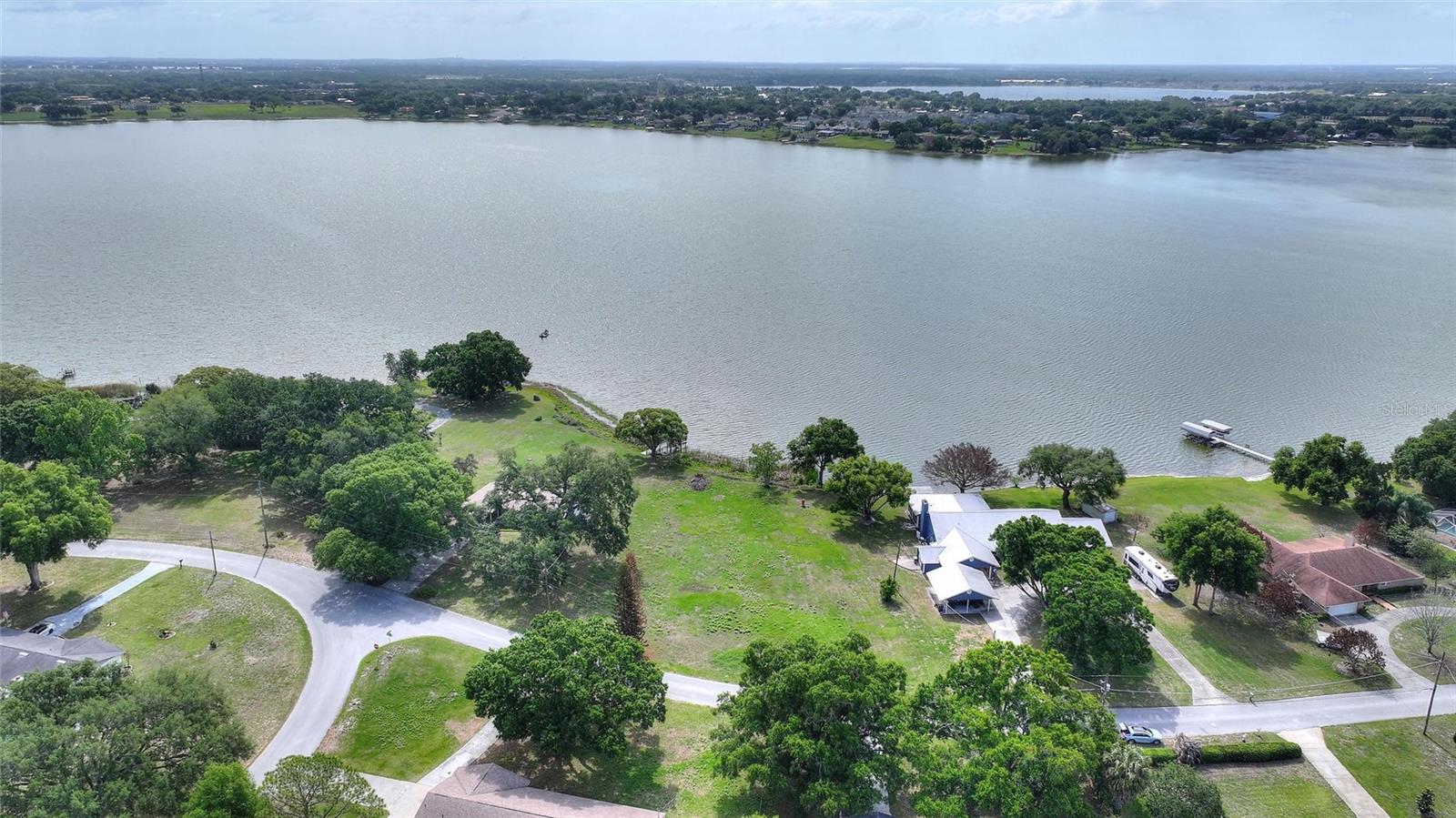 Lake Avenue, FL