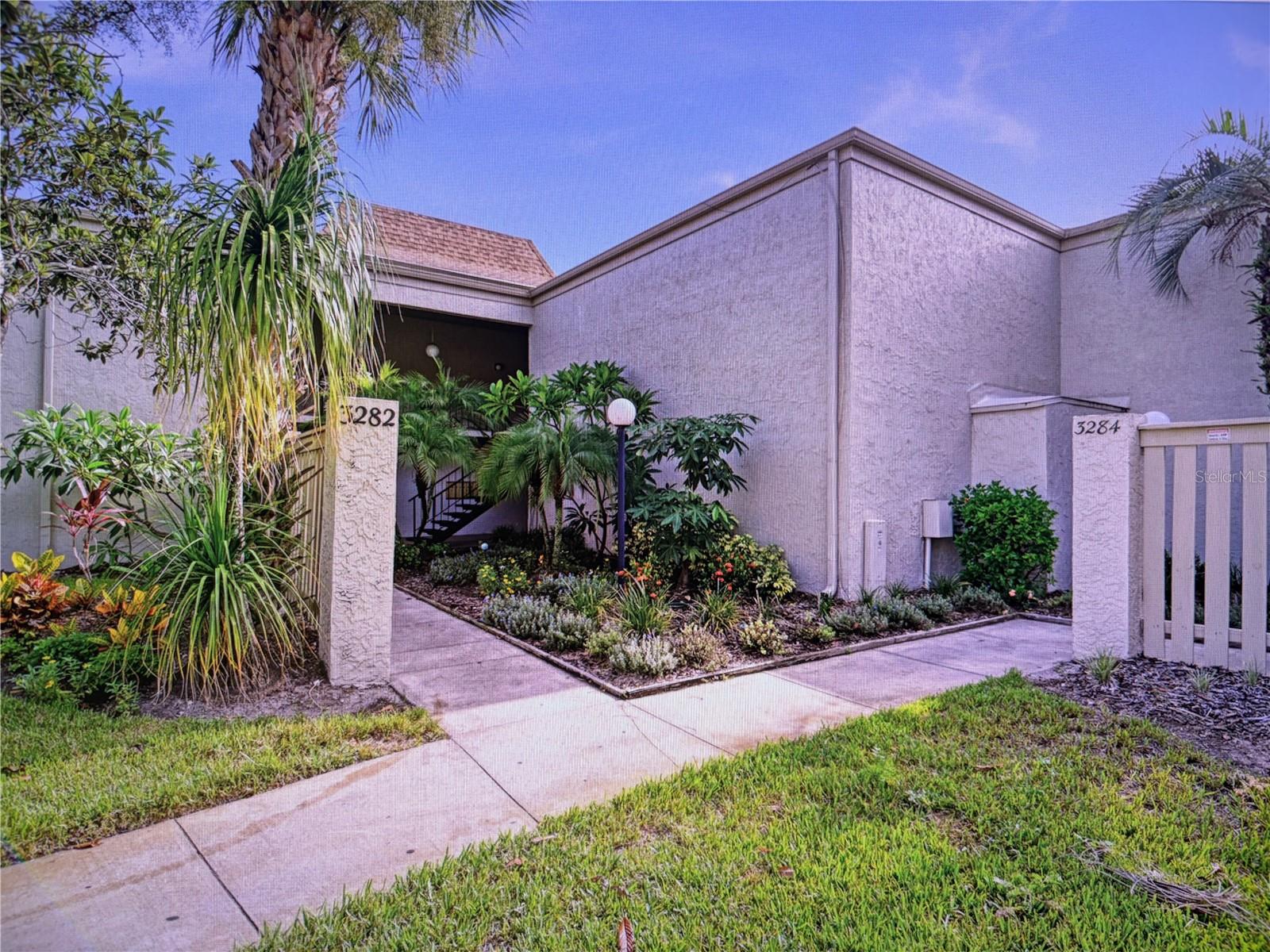 3282 Semoran Boulevard, FL