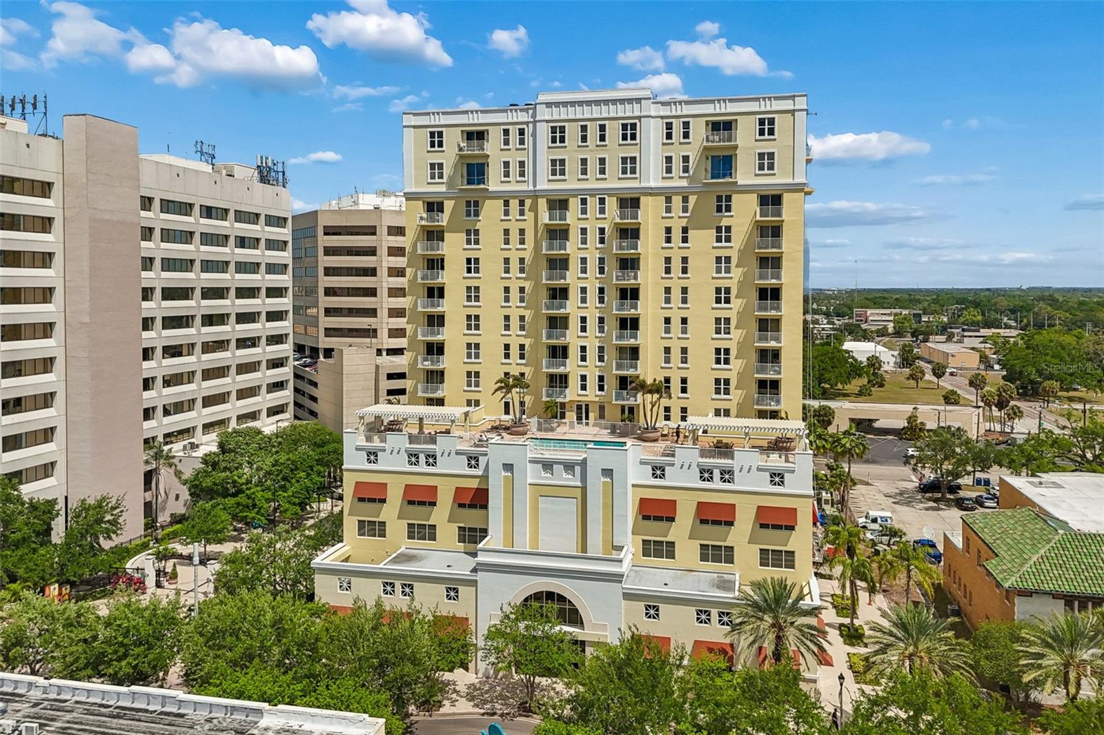 628 Cleveland Street, FL