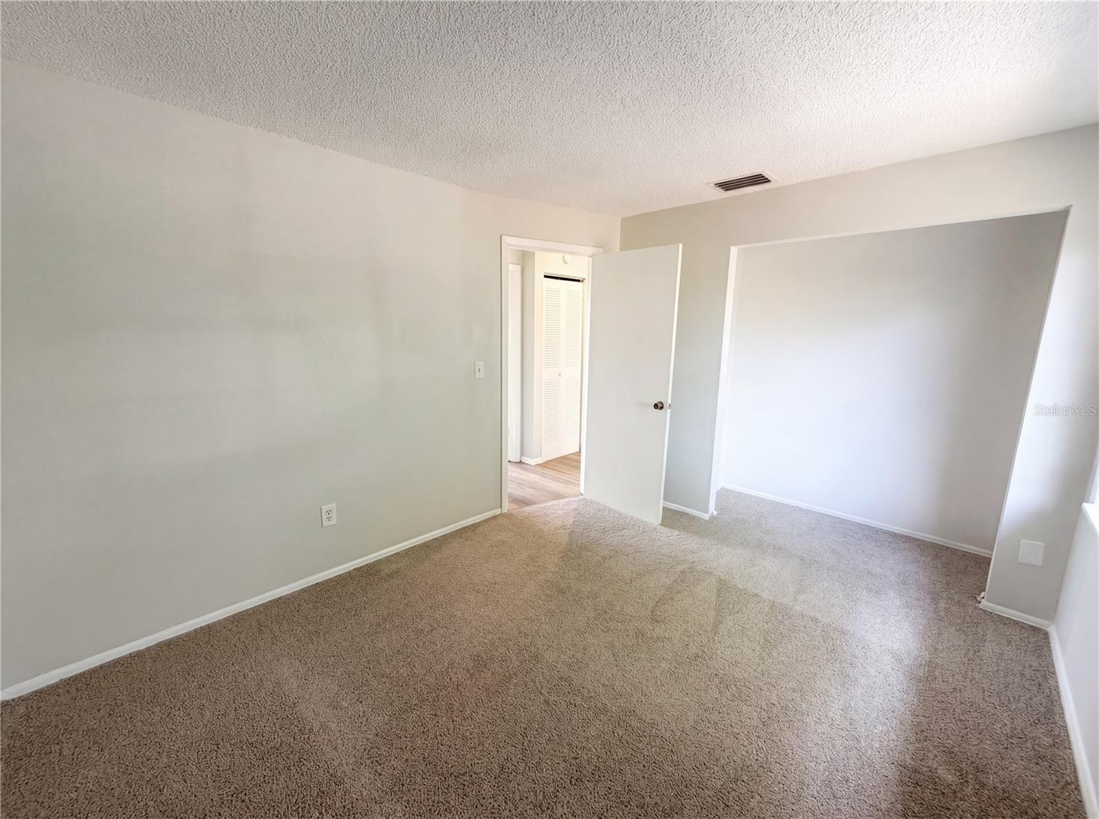 3130 Ludlow Drive, FL