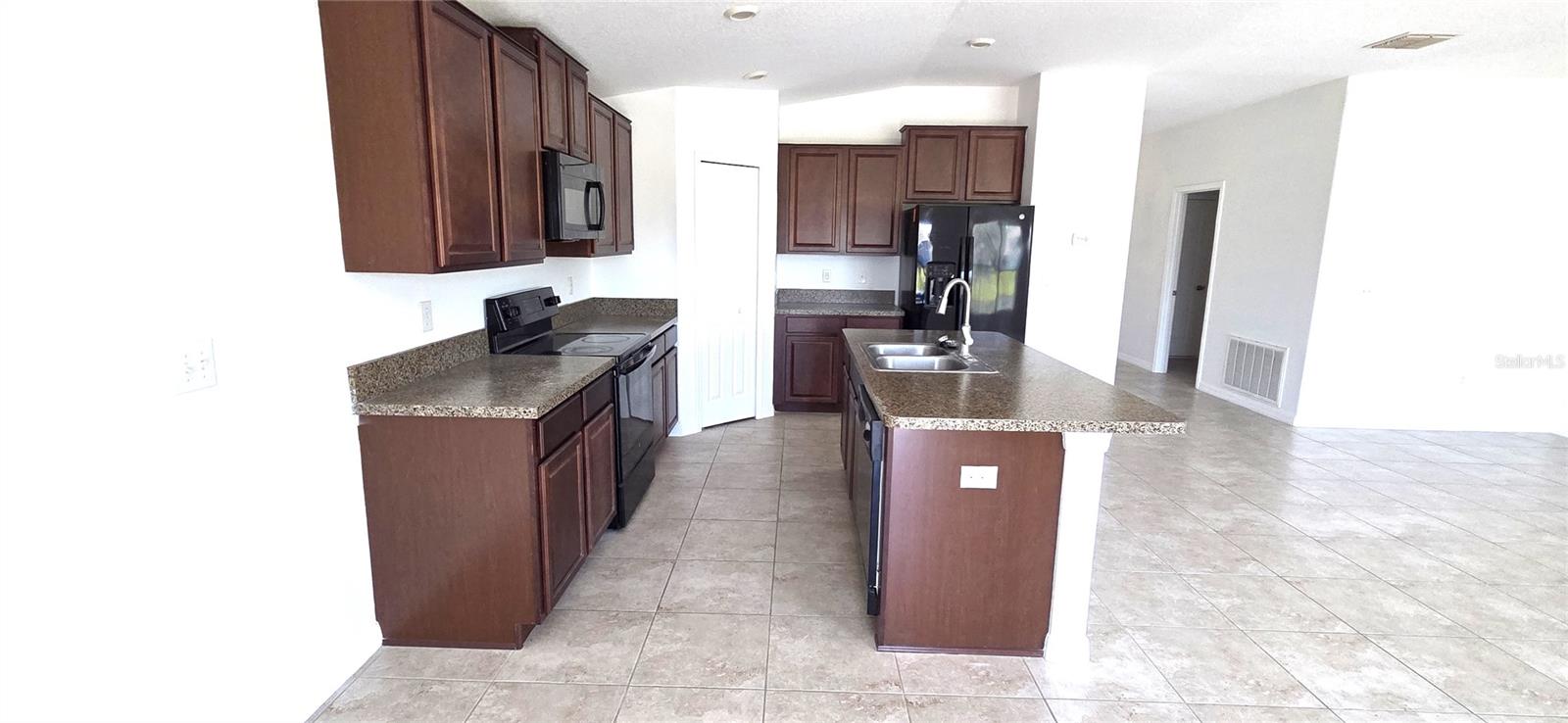 10033 Crested Fringe Drive, FL