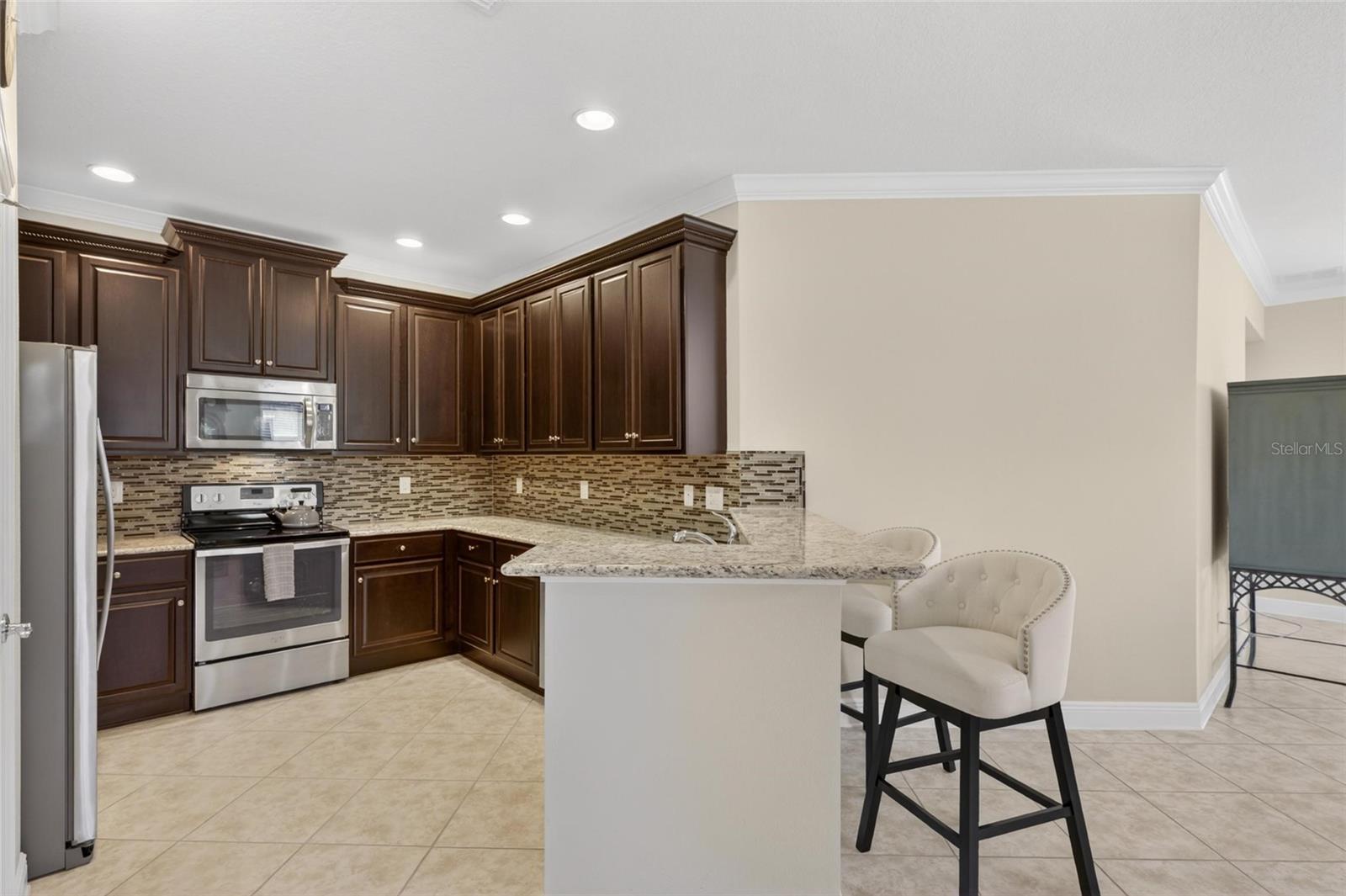 5474 Sunset Falls Drive, FL