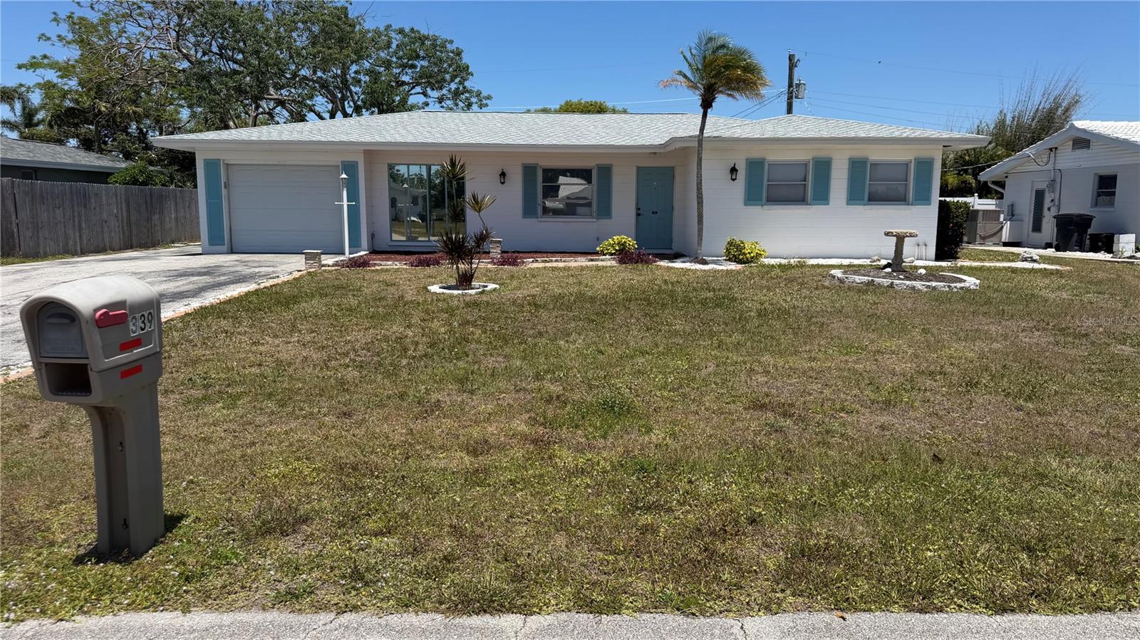 339 Pine Tree Rd, FL
