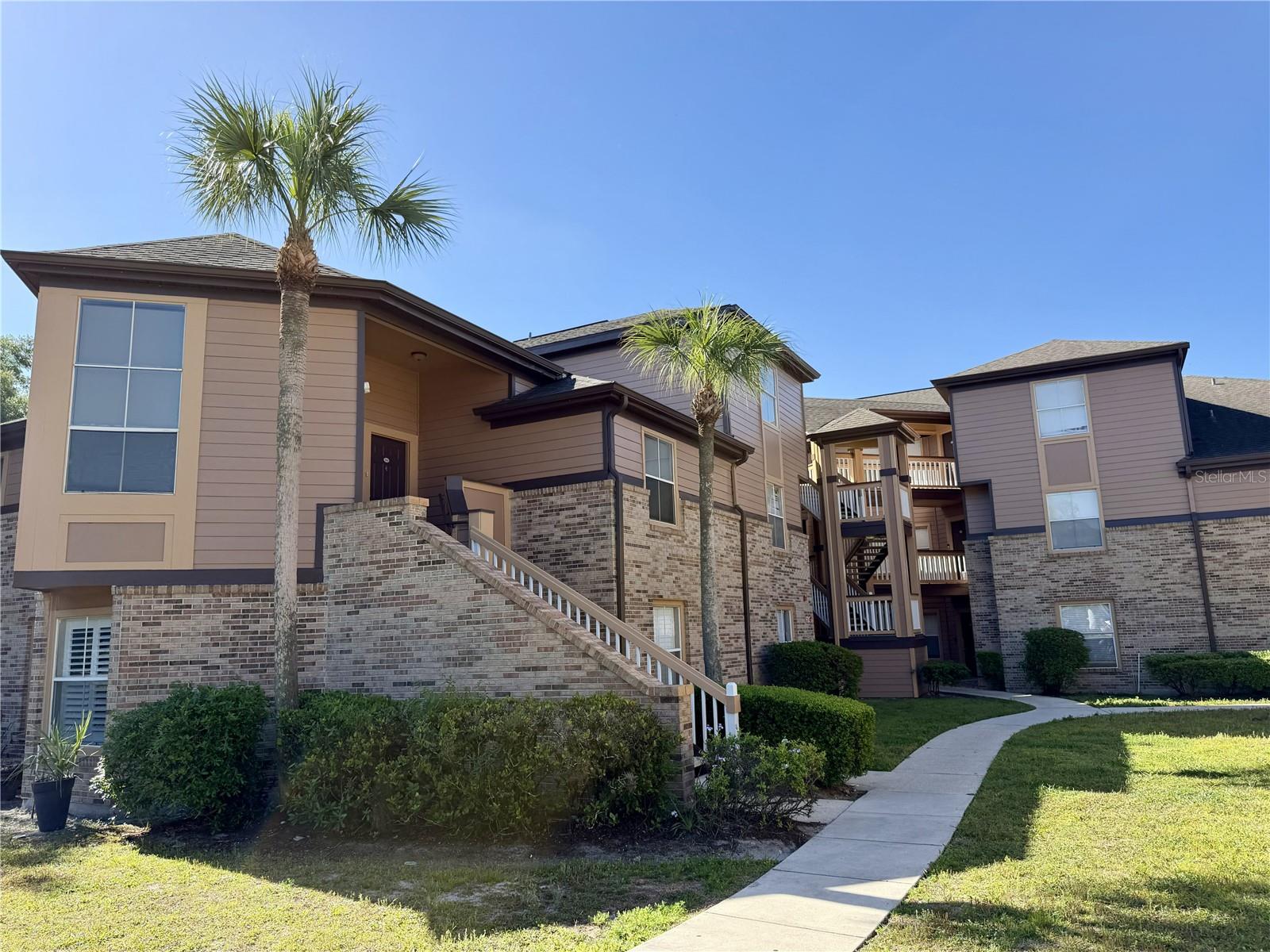 498 N Pin Oak Pl #306, FL