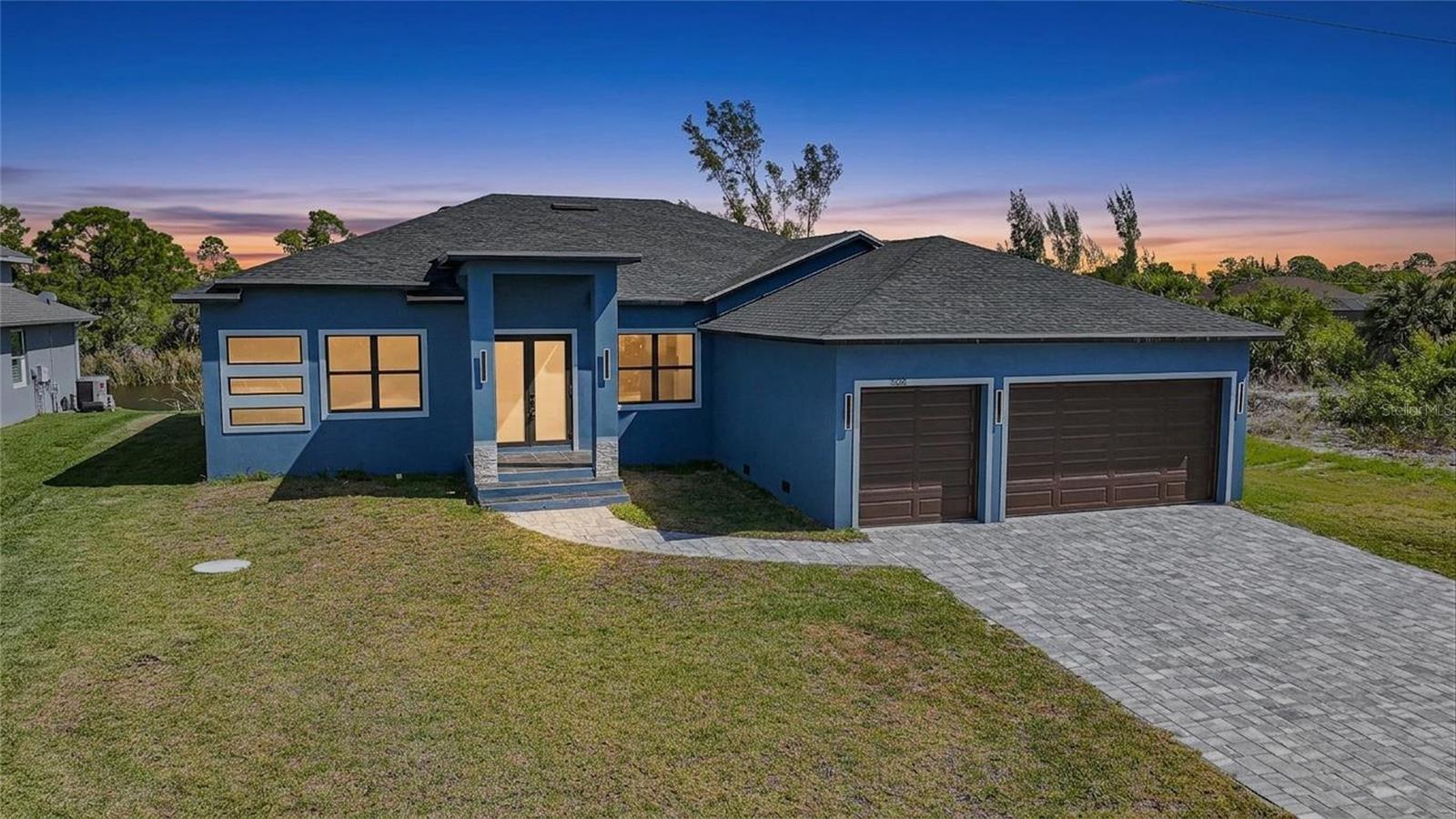 15096 Lakeland Circle, FL