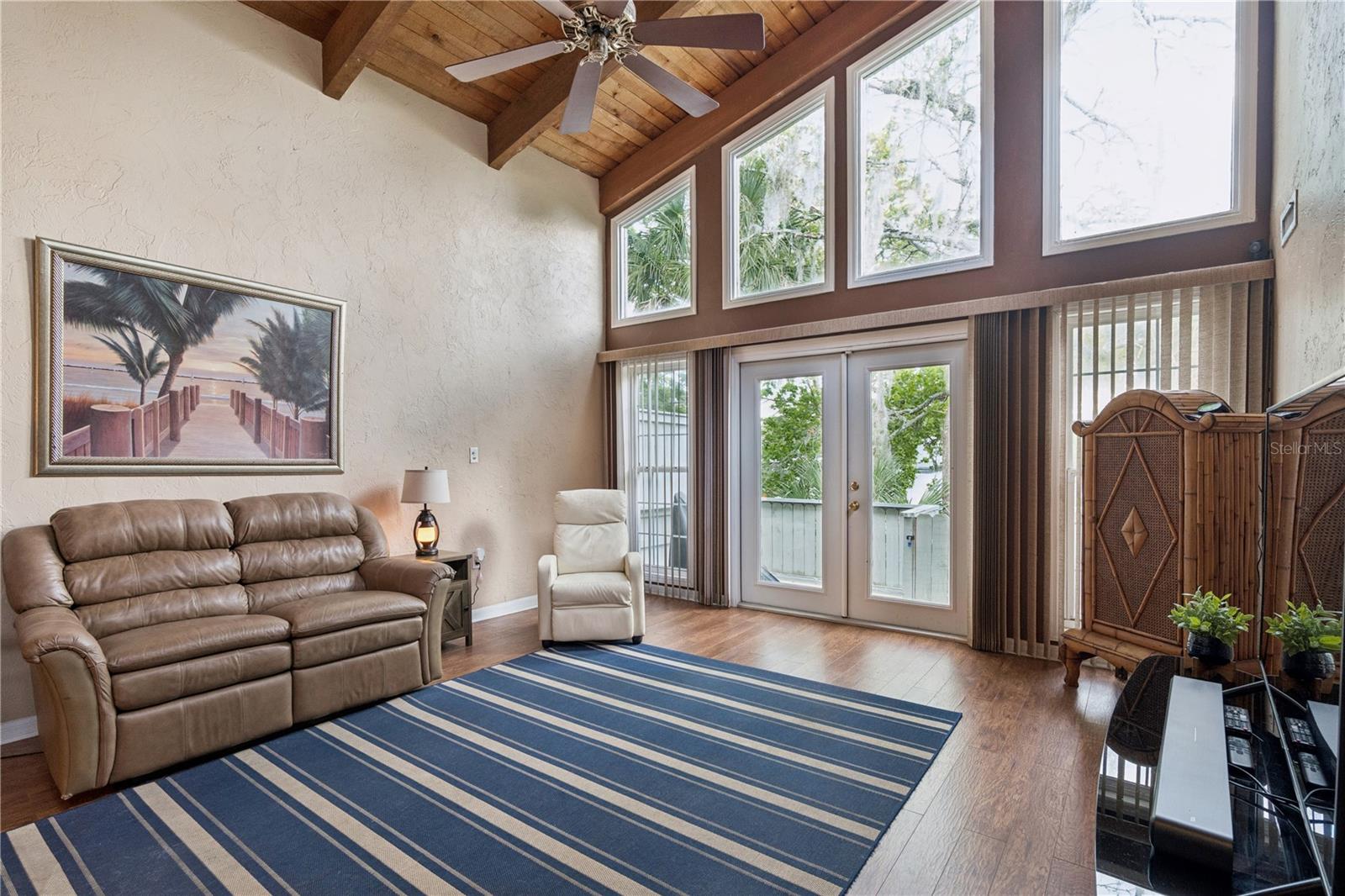 2007 Lake Alden Drive, FL