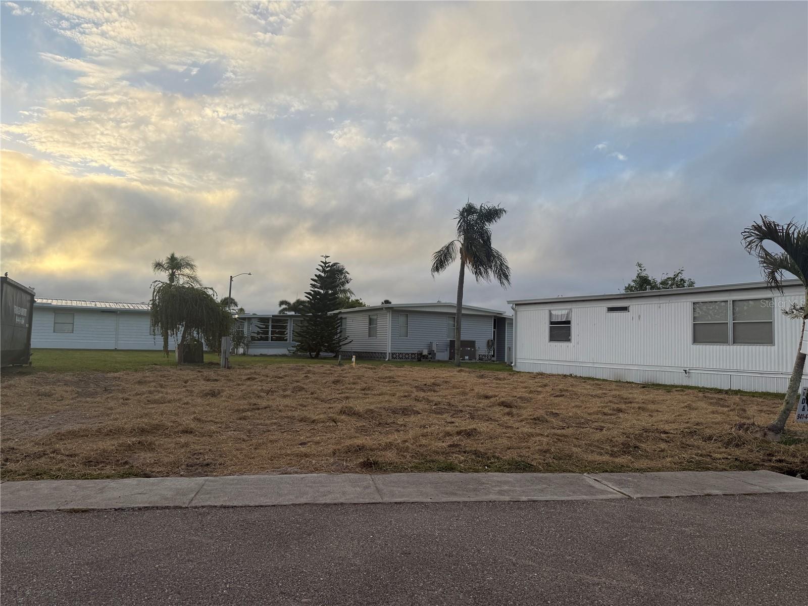 5621 Sunflower Rd, FL