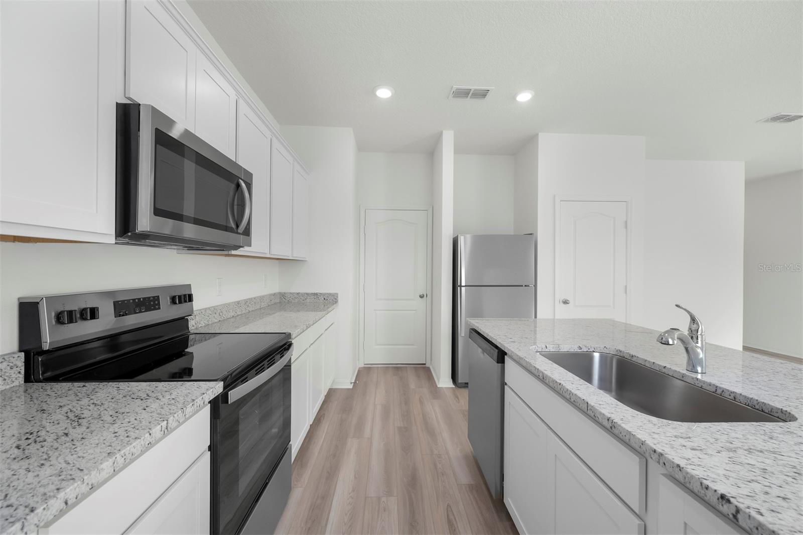 1783 White Elephant Loop, FL