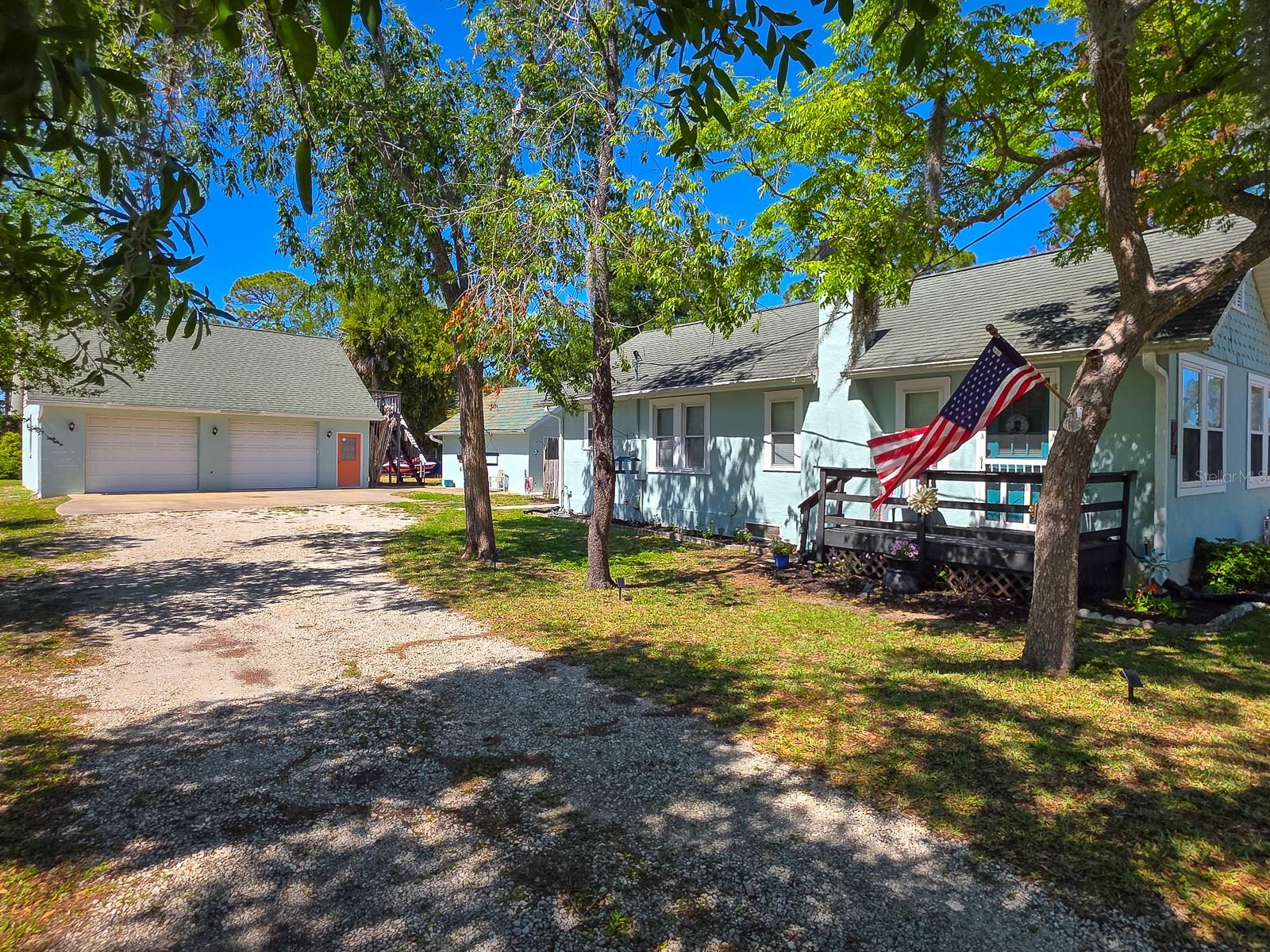 121 E Palm Way, FL