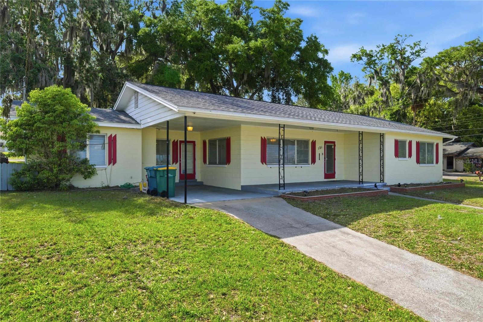 121 N Seminole Ave, FL
