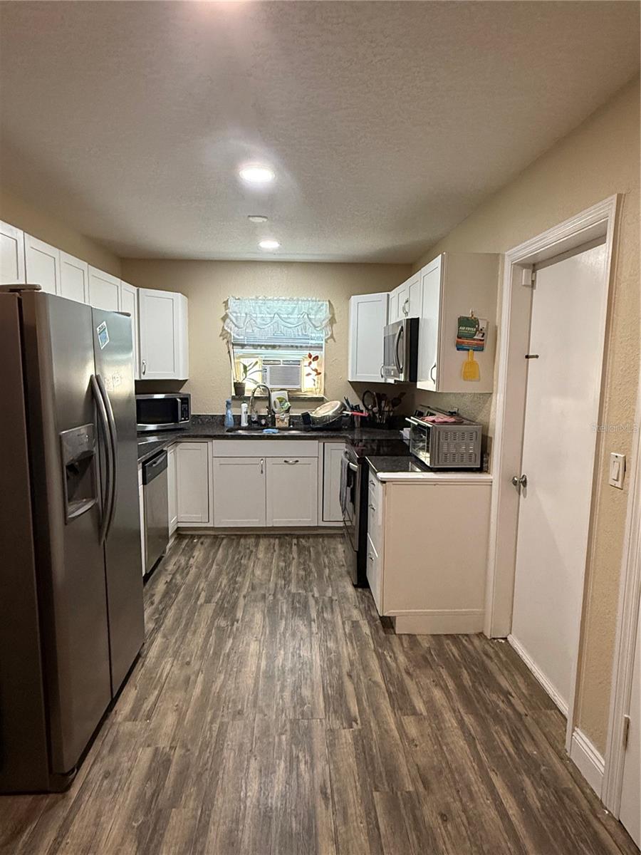1405 Jackson Avenue, FL