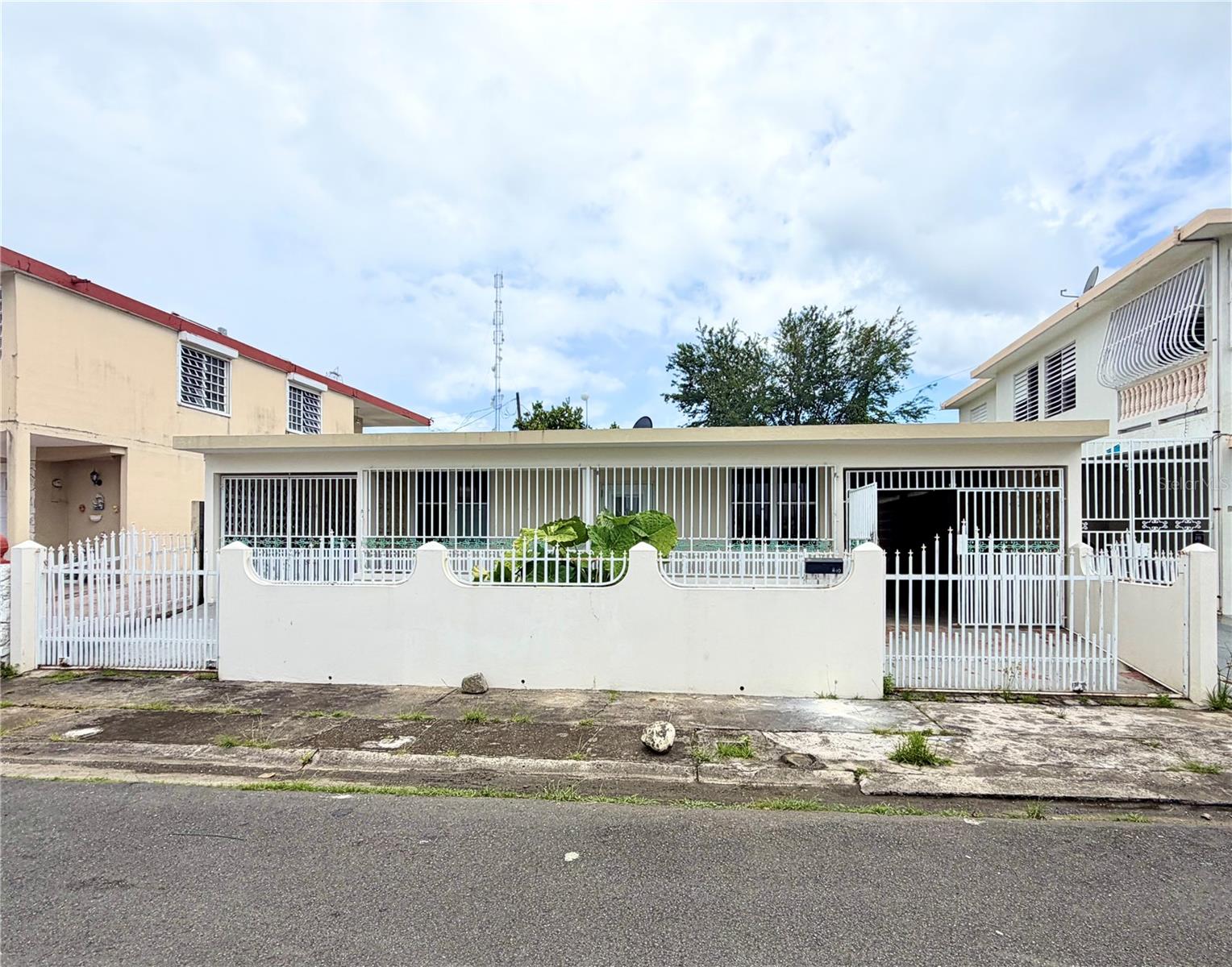10 Flambon Gardens #R-17, PR