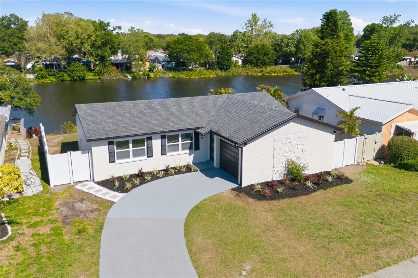 1423 Chesterfield Drive, FL