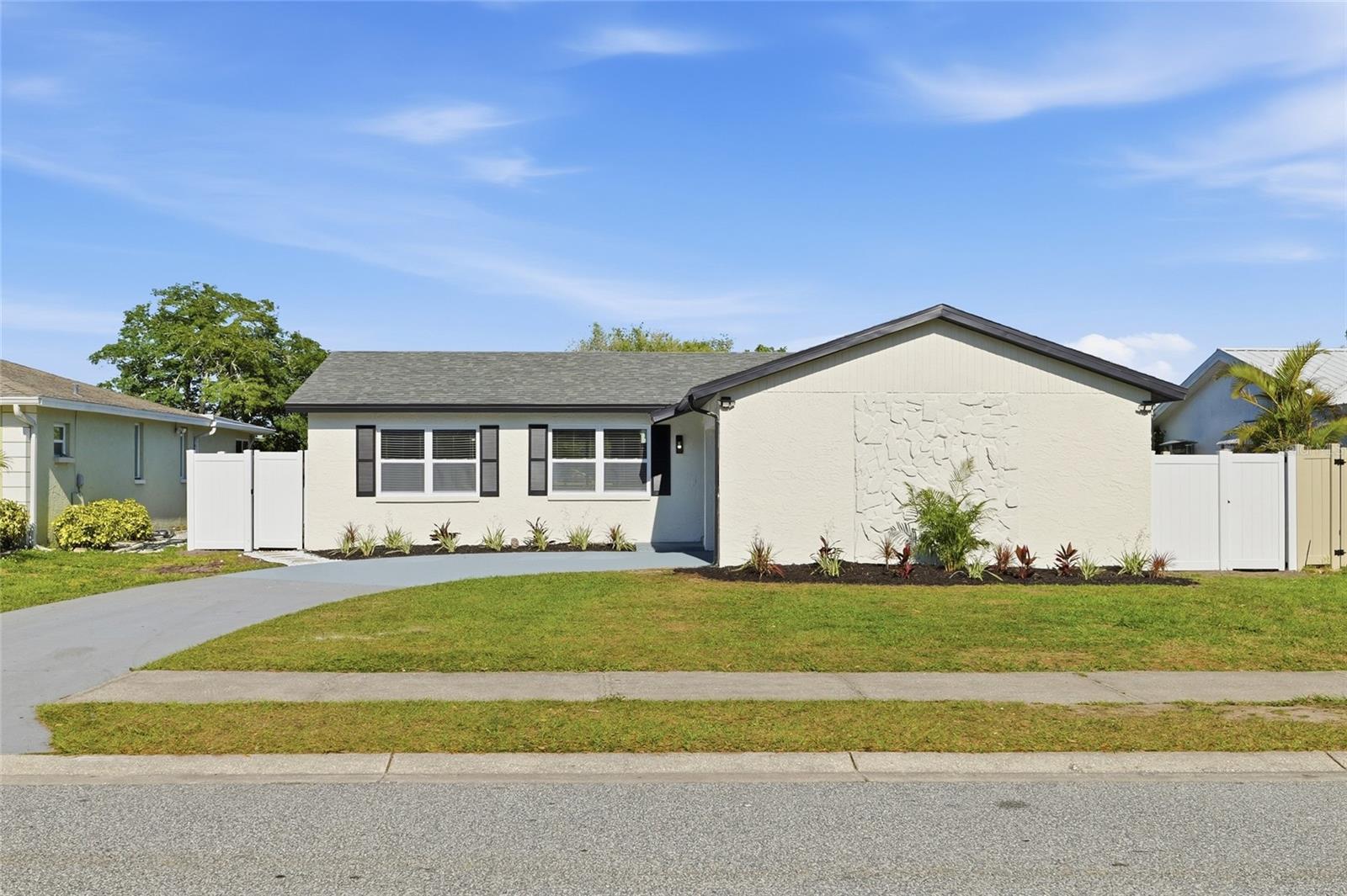 1423 Chesterfield Drive, FL