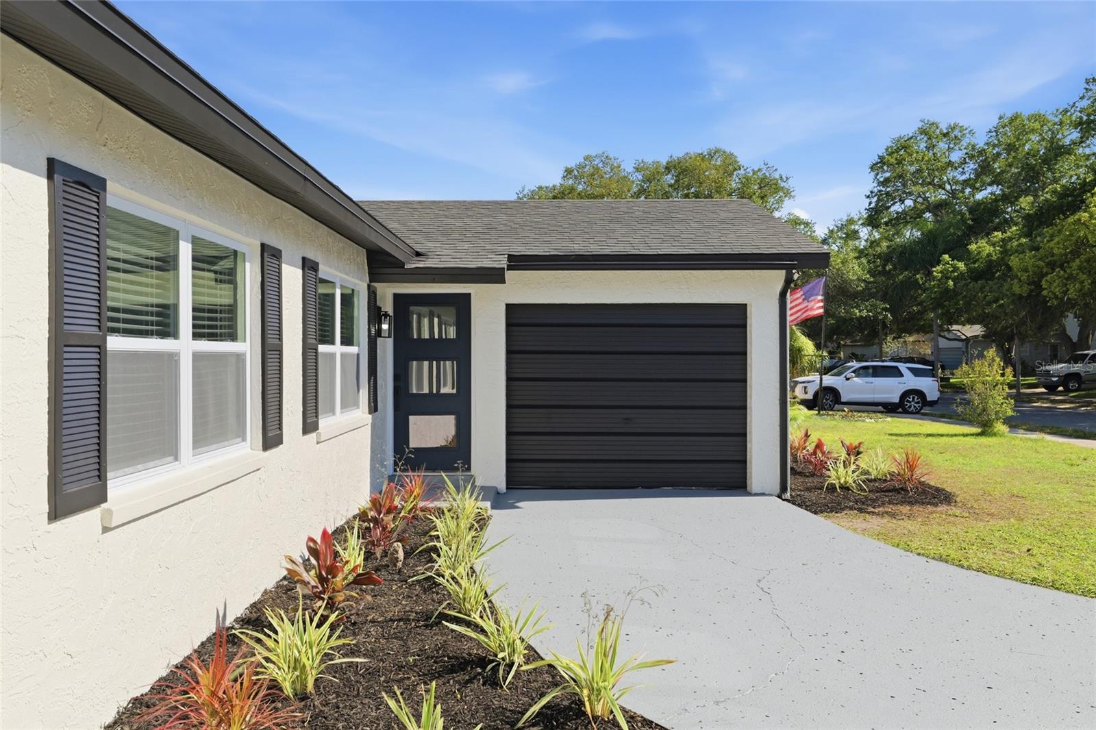 1423 Chesterfield Drive, FL