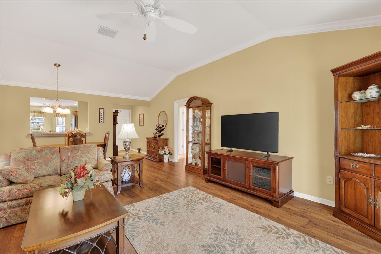 603 Evesborough Path, FL