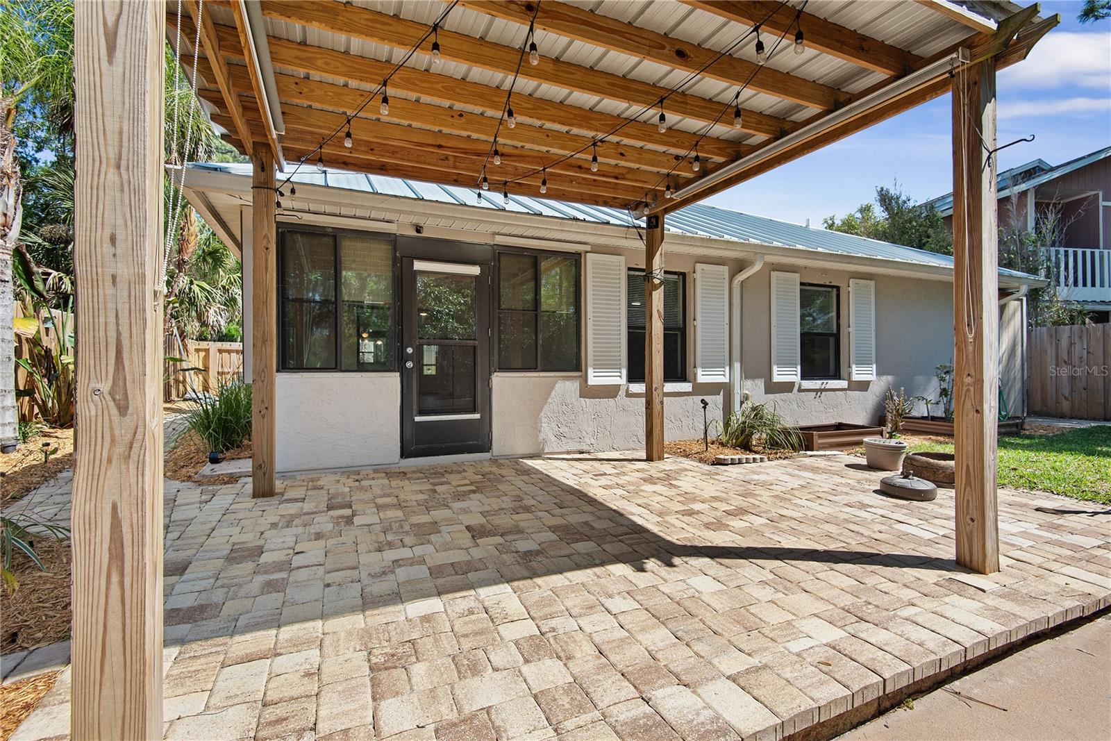 116 Pine Tree Street, FL