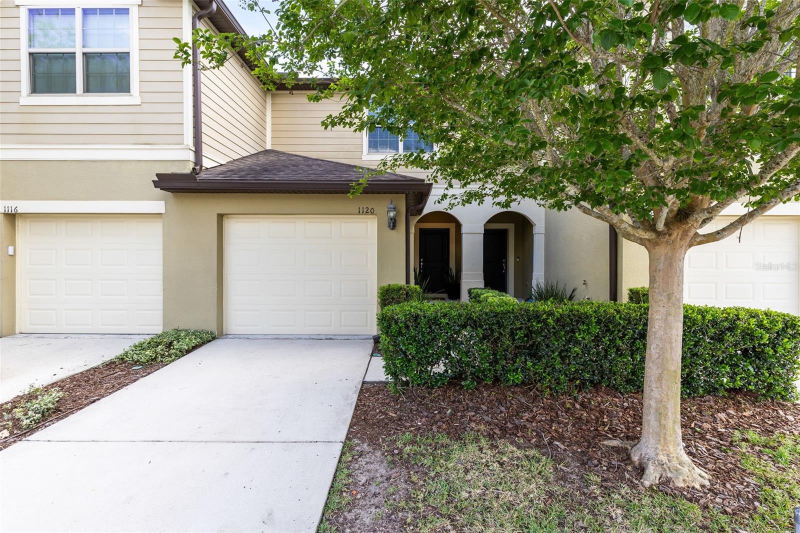1120 Pavia Dr, FL