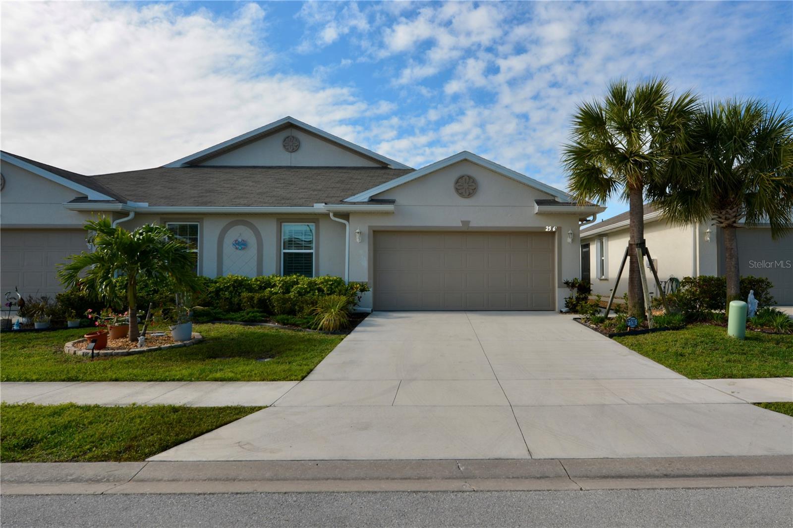 25161 E Lenox Cir, FL