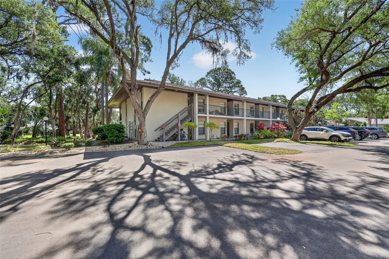 3061 Quail Hollow, FL