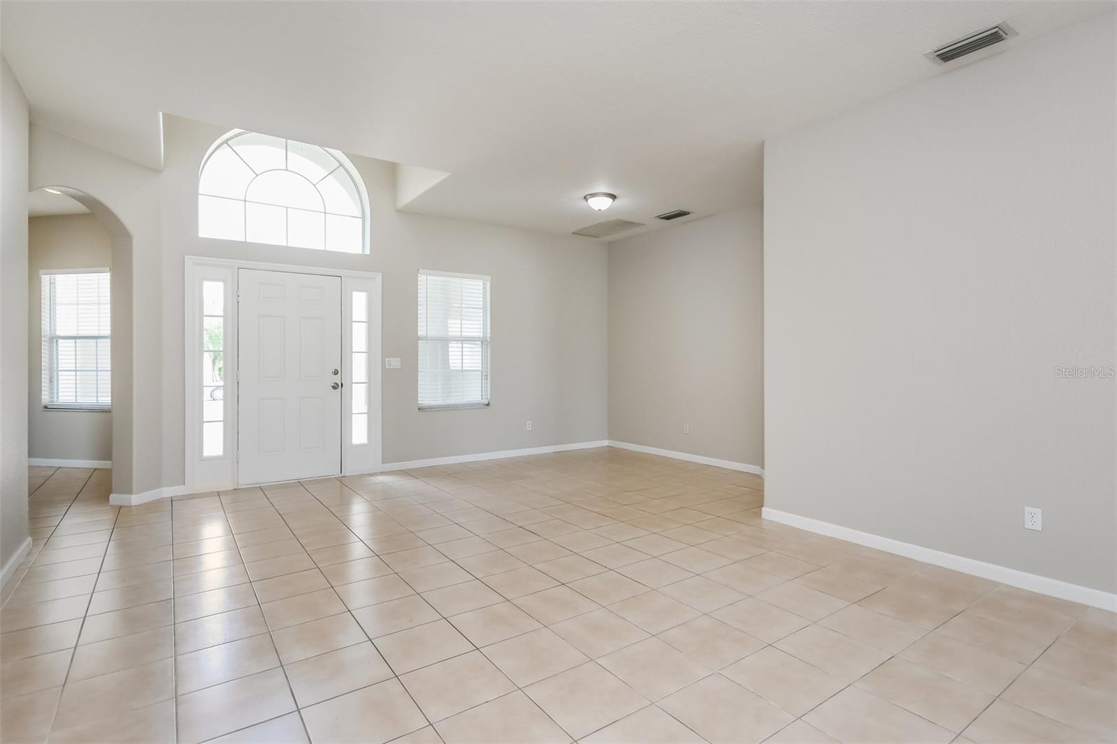 2925 Willow Creek Lane, FL