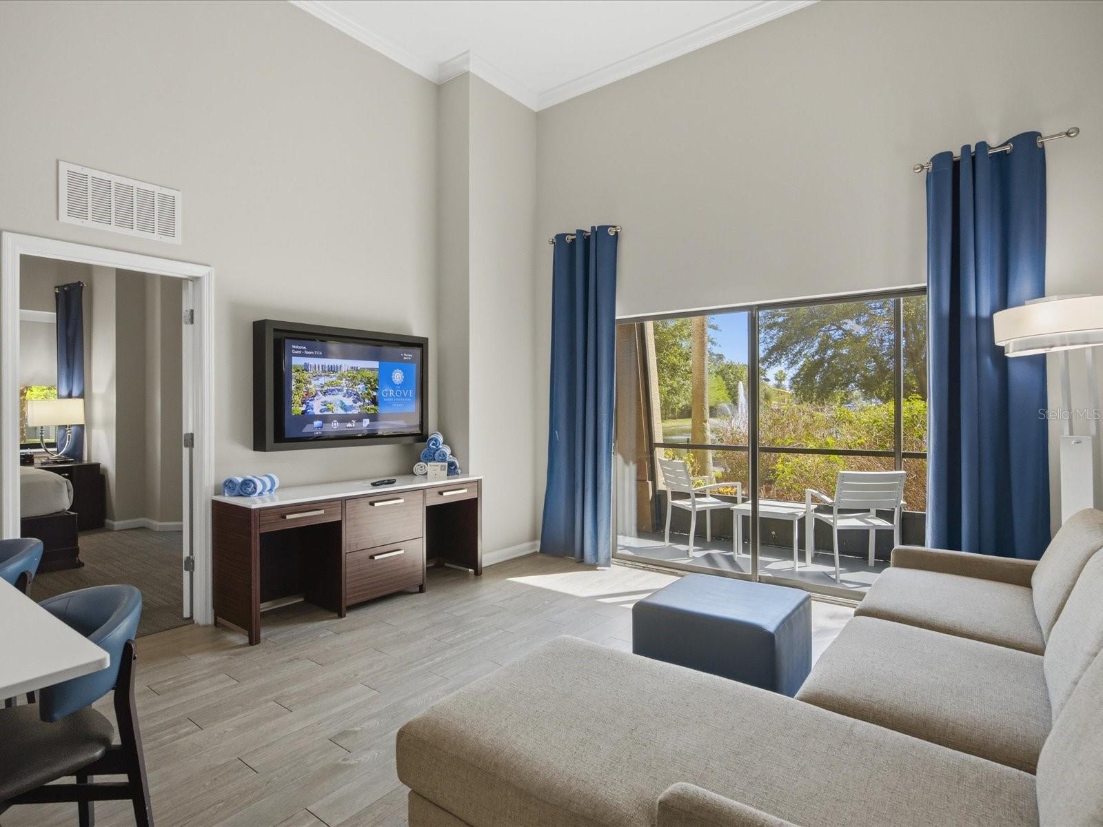 14501 Grove Resort Avenue, FL