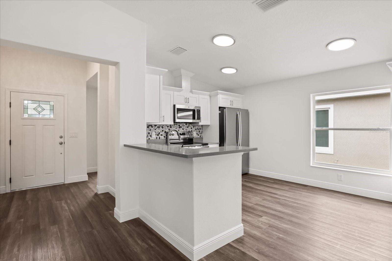 706 Beecher Street, FL