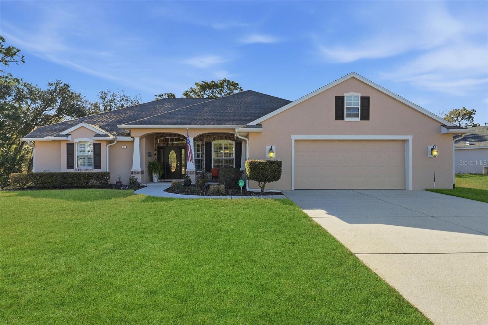6 Carnation Court, FL