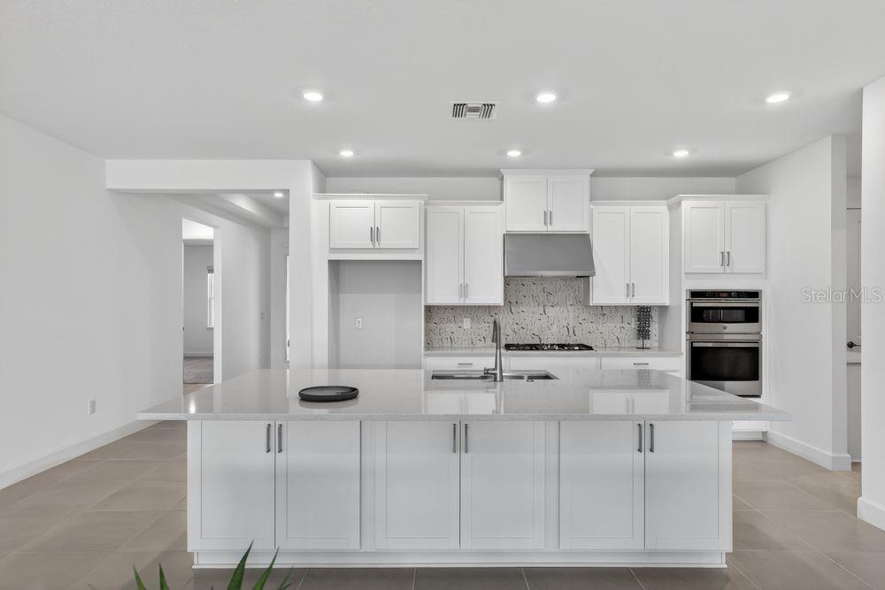 35090 Emberview Drive, FL