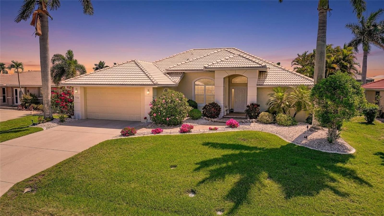 1122 Mineo Drive, FL