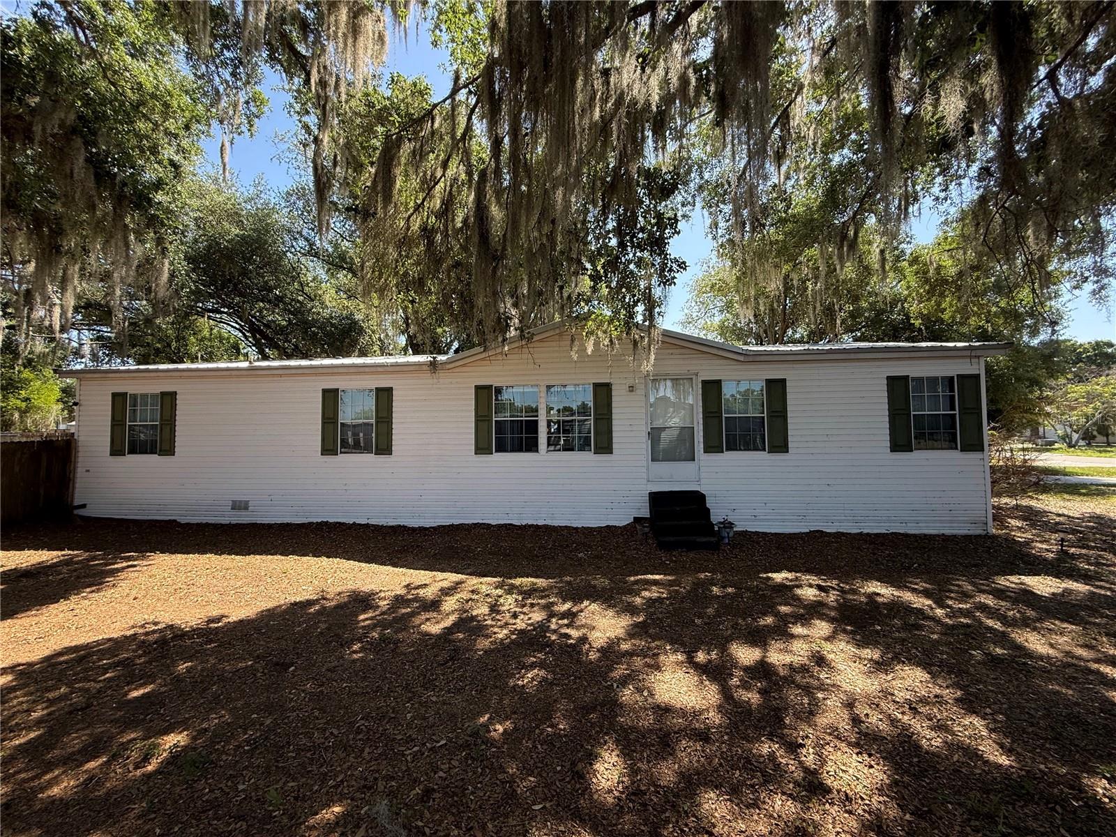 4817 Rollinglen Loop, FL