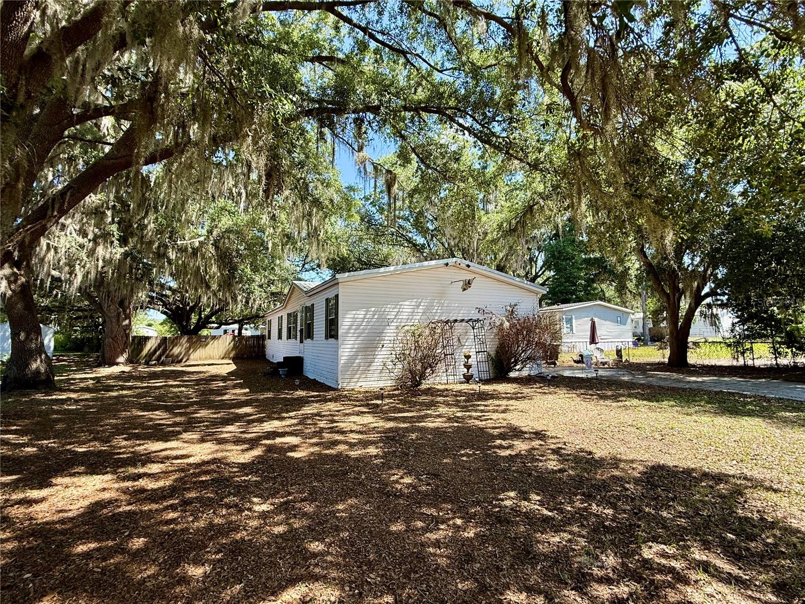 4817 Rollinglen Loop, FL