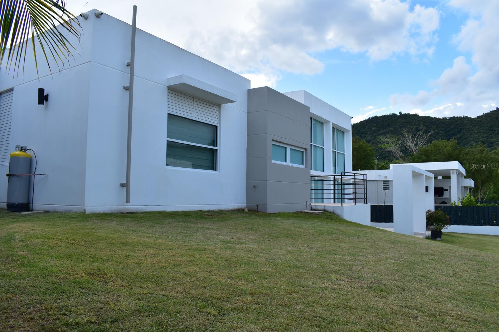 Lerida 409 Mansiones De Ciudad Jardin, PR
