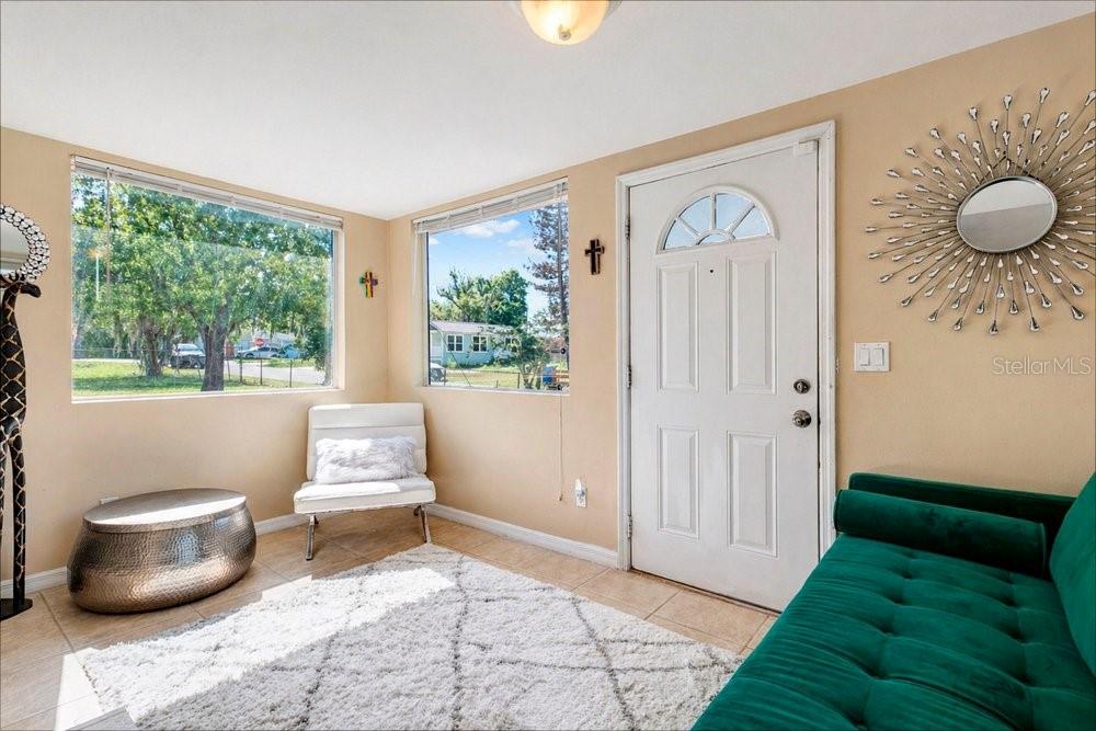 595 3rd Street, FL