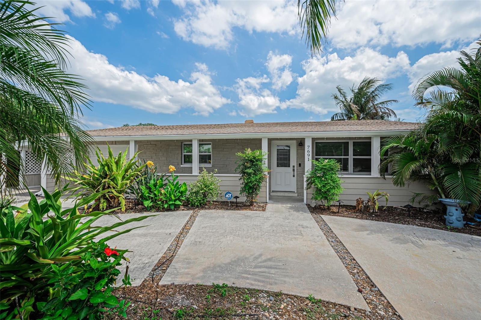 7691 Coquina Way, FL