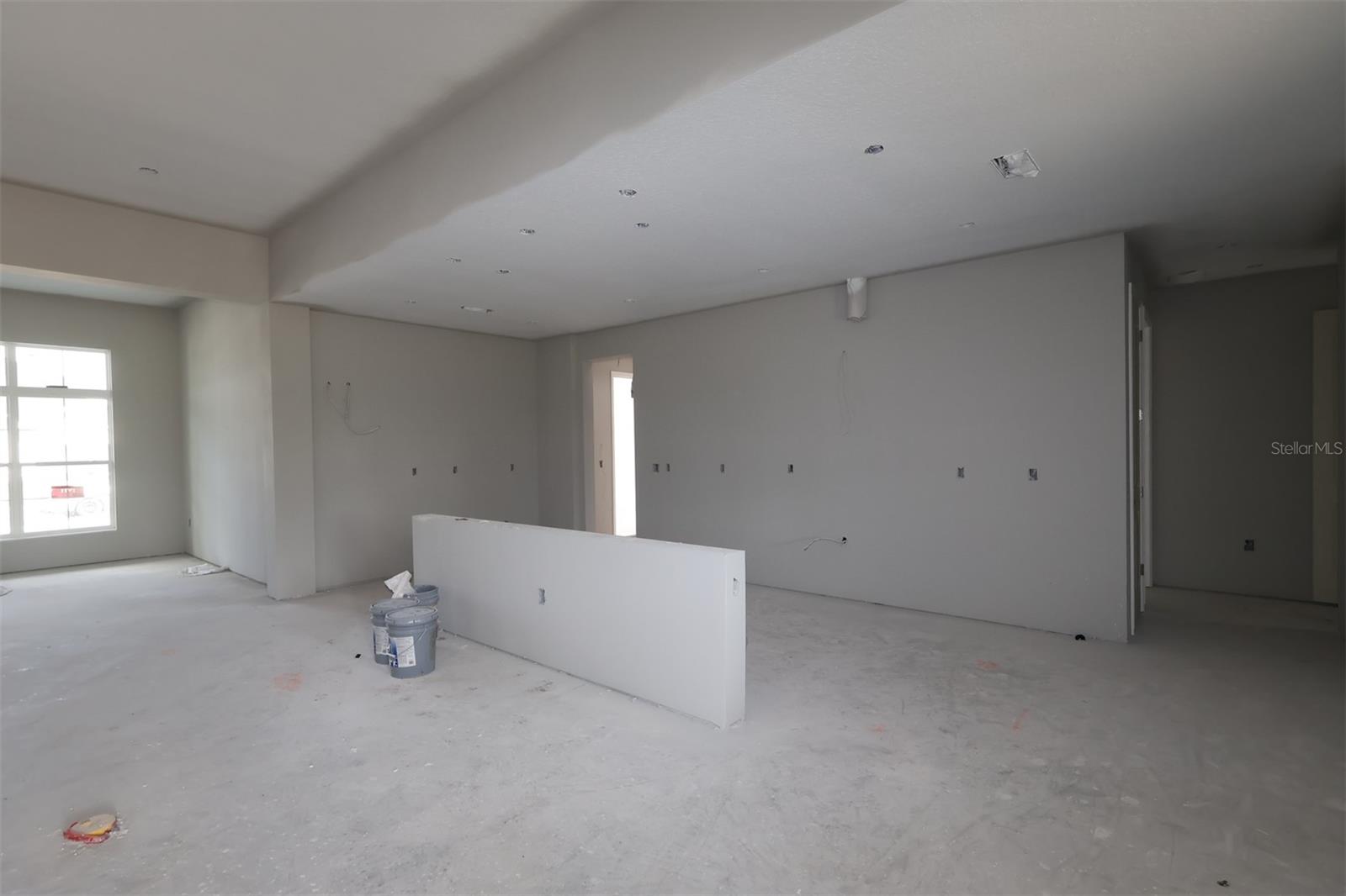 2747 Ravencliffe, FL