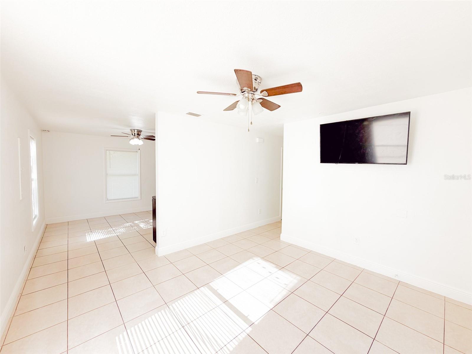 407 Bella Vista Street, FL