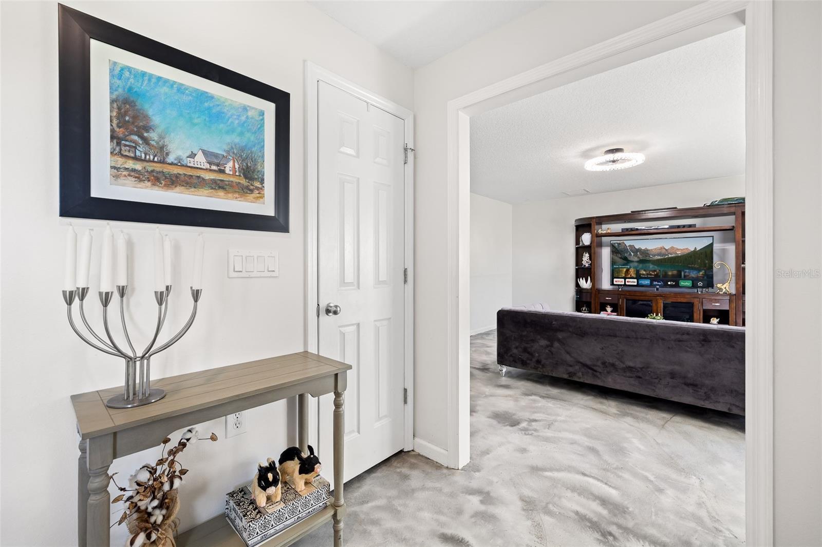 4245 Henry J Avenue, FL