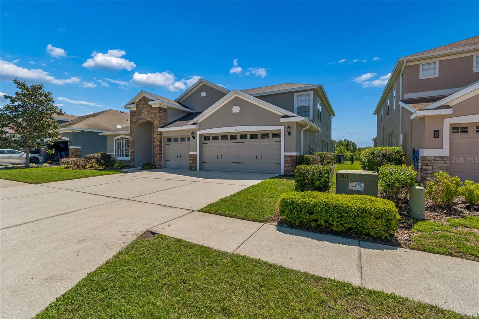 2336 Nesslewood Drive, FL