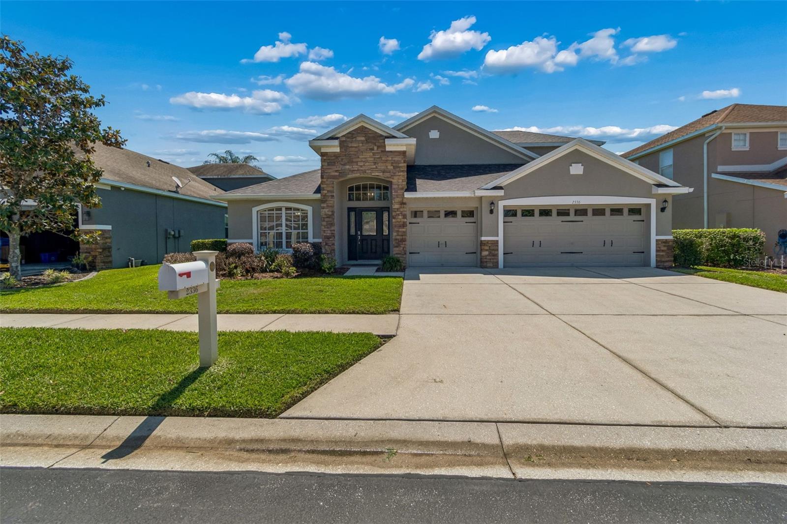 2336 Nesslewood Drive, FL