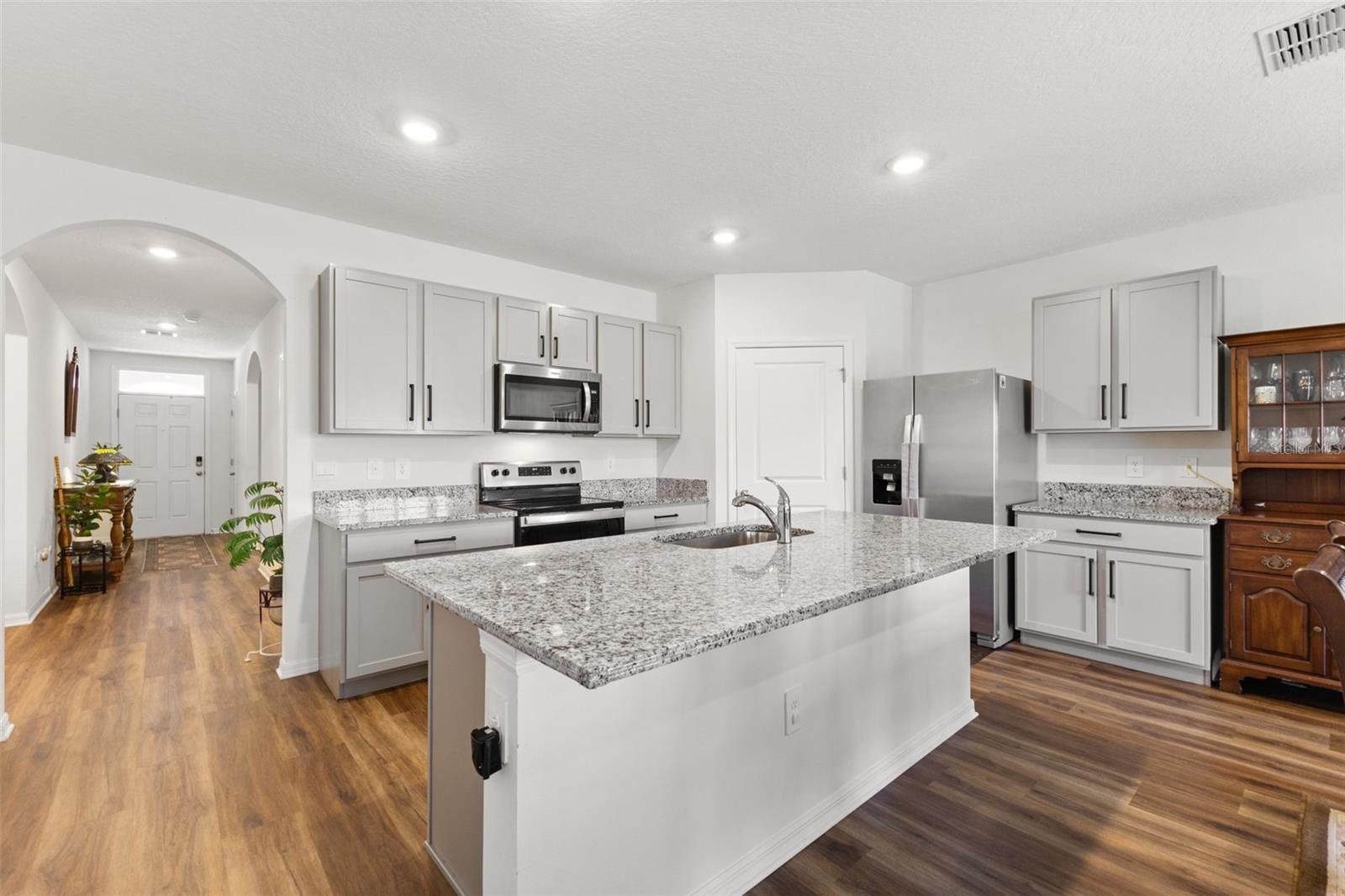 2236 Grand Flora Trail, FL