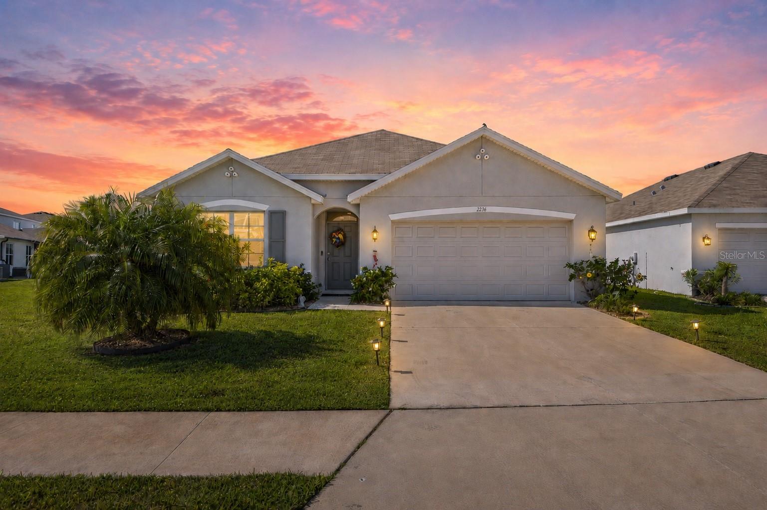 2236 Grand Flora Trail, FL